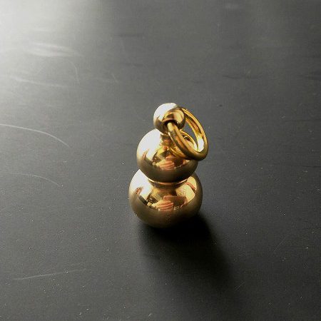 福祿小葫蘆 - 福祿小葫蘆,葫蘆從古至今就象征著福祿/平安/富貴/吉祥,更有招財納福辟邪的功效! 葫蘆實心黃銅材質,小巧精緻,材質厚重,手感沈甸甸,作為賀年禮品最適合不過! 客製 - 19165_gourd__2